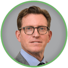 IQGeo-Profilbild-Greg-Mesch-Hintergrund-grau_240x240