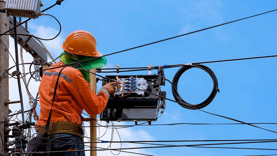 IQGeo – Integrierte Lebenszyklus-Betriebs- und Wartungslösungen – Glasfasertechnik – 16x9