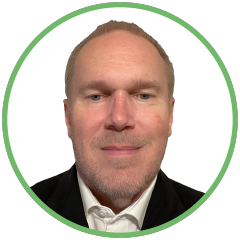IQGeo-Profilbild-George-Hughes-Bkgd-weiß-NS_240x240